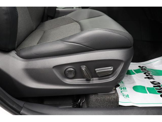 カローラクロス ハイブリッド　Ｚ　パノラマルーフ　寒冷地仕様＆ＬＥＤリアフォグランプ　アドバンストパーク　ステアリングヒーター　全周囲カメラ　ＡＣ１００Ｖ　パワーバックドア　ＢＳＭ　１０．５型ディスプレイオーディオｐｌｕｓ（41枚目）