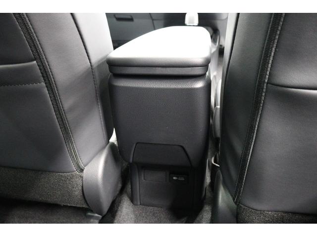 プリウス Ｚ　年次改良モデル　パノラマルーフ　Ｚ専用赤内装　寒冷地　１２．３インチコネクティッドナビ　パノラミックビューモニター　ブラインドスポットモニター　ドラレコ機能付きデジタルインナーミラー　パワートランク（45枚目）