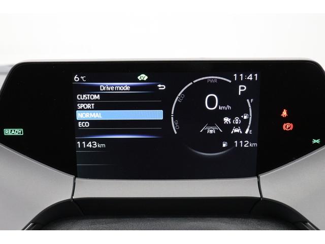 プリウス Ｚ　年次改良モデル　パノラマルーフ　Ｚ専用赤内装　寒冷地　１２．３インチコネクティッドナビ　パノラミックビューモニター　ブラインドスポットモニター　ドラレコ機能付きデジタルインナーミラー　パワートランク（70枚目）