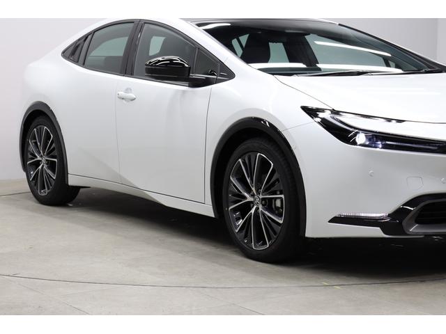 プリウス Ｚ　年次改良モデル　パノラマルーフ　ドラレコ付デジタルミラー　パノラミックビューモニター　ブラインドスポットモニター　メモリー付パワーシート　シートヒーター＆ベンチレーション　ステアリングヒーター　寒冷地（18枚目）