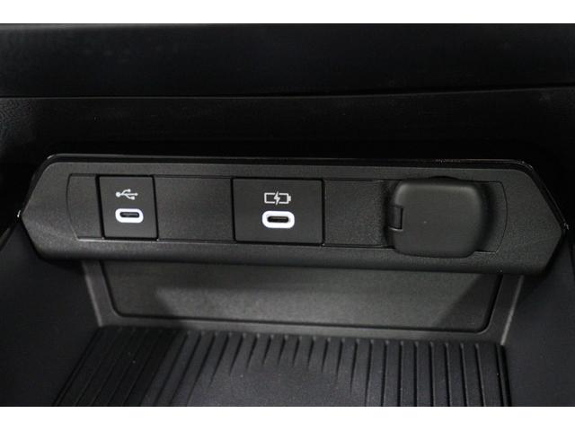 プリウス Ｚ　年次改良モデル　パノラマルーフ　ドラレコ付デジタルミラー　パノラミックビューモニター　ブラインドスポットモニター　メモリー付パワーシート　シートヒーター＆ベンチレーション　ステアリングヒーター　寒冷地（59枚目）