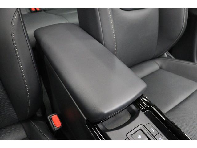 プリウス Ｚ　年次改良モデル　パノラマルーフ　ドラレコ付デジタルミラー　パノラミックビューモニター　ブラインドスポットモニター　メモリー付パワーシート　シートヒーター＆ベンチレーション　ステアリングヒーター　寒冷地（62枚目）