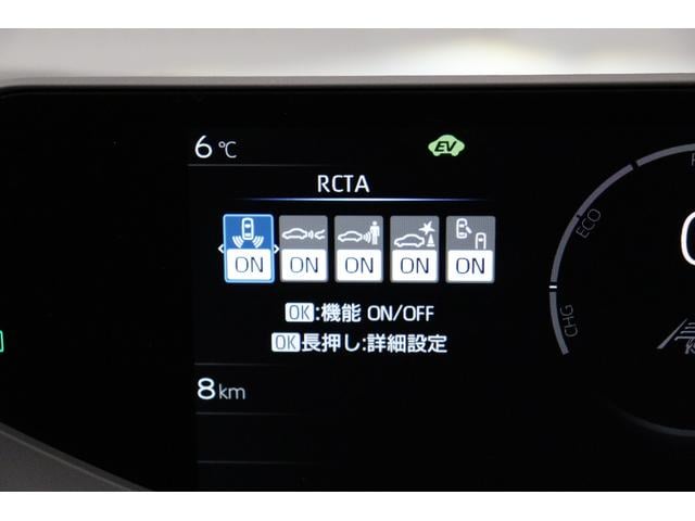 プリウス Ｚ　年次改良モデル　パノラマルーフ　ドラレコ付デジタルミラー　パノラミックビューモニター　ブラインドスポットモニター　メモリー付パワーシート　シートヒーター＆ベンチレーション　ステアリングヒーター　寒冷地（69枚目）