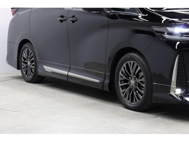 ヴェルファイアハイブリッド Z プレミア モデリスタエアロ ユニバーサルステップ 13.2インチ後席モニター ムーンルーフ チームメイト デジタルミラー 全周囲モニター ブラインドスポットモニター ヘッドアップディスプレイ 14インチナビ(19枚目)