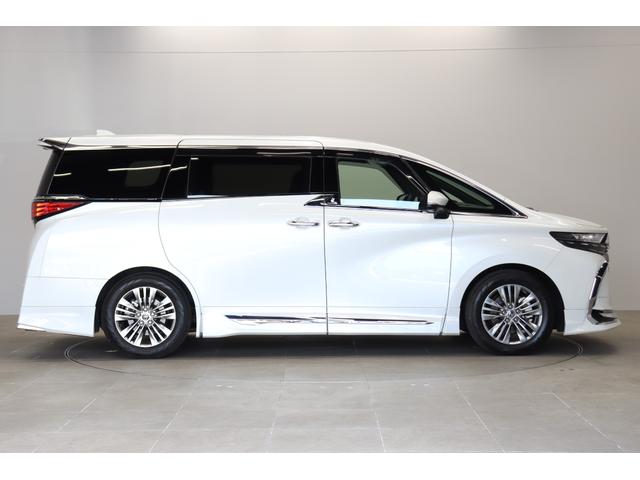 アルファード Z モデリスタエアロ シグネチャーイルミ 左右独立ムーンルーフ 13.2インチ後席モニター ドラレコ付デジタルミラー 14インチコネクティッドナビ パノラミックビューモニター ブラインドスポットモニター(7枚目)