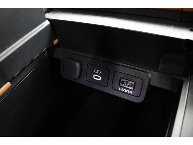 ヴェルファイアハイブリッド Ｚ　プレミア　専用ブラウン内装　ユニバーサルステップ　１３．２型後席モニター　トヨタチームメイト　左右独立ムーンルーフ　デジタルインナーミラー　全周囲カメラ　ブラインドスポットモニター　１４インチコネクティッドナビ（67枚目）