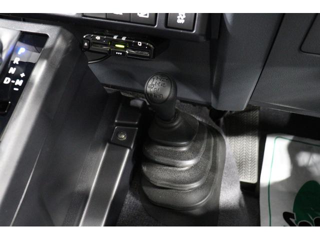 ランドクルーザー７０ ＡＸ　モデリスタ１８インチアルミ　モデリスタエアロ　フロントバンパーガーニュッシュ　ＪＡＯＳアンダーカバー　純正７インチナビ　バックモニター内臓自動防眩ミラー　丸目ＬＥＤヘッドライト　電動デフロック　ＥＴＣ（70枚目）