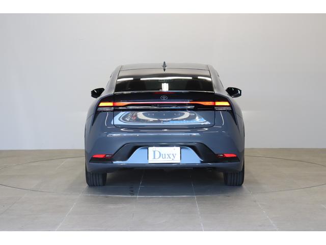 プリウス Ｚ　フロントスポイラー　ドライブレコーダー機能付デジタルミラー　全周囲モニター　１２．３インチディスプレイオーディオ　　パワーバックドア　アドバンストパーク　ＢＳＭ　純正１９インチアルミホイール（5枚目）