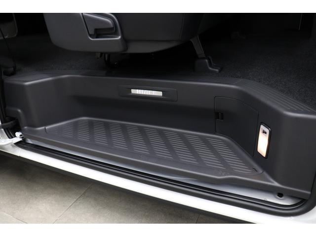 ハイエースバン ロングスーパーＧＬ　ダークプライムＳ　Ｒ８年式　パノラミックビューモニター　８型最終特別仕様車　寒冷地＆リヤフォグ　４ＷＤ　ディーゼルターボ　デジタルインナーミラー　両側パワースライドドア　専用ハーフレザー　ＡＣ１００Ｖ　ＬＥＤヘッド（78枚目）
