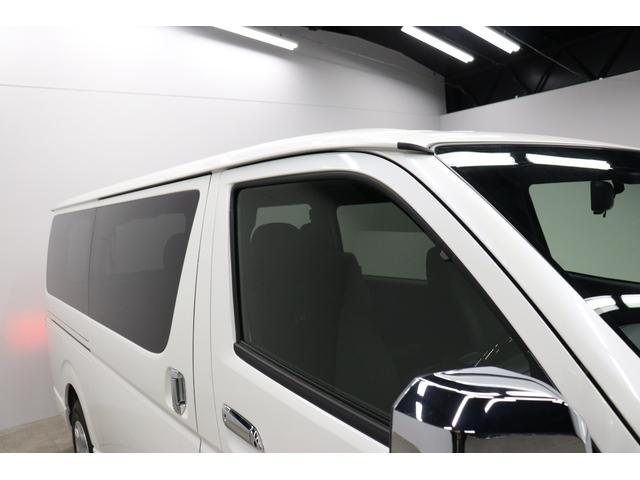 ハイエースバン ロングスーパーＧＬ　ダークプライムＳ　８型最終特別仕様車　寒冷地仕様＆リヤフォグ　４ＷＤ　ディーゼルターボ　登録済未使用車　全周囲モニター　デジタルインナーミラー　２０周年記念スカッフプレート　両側パワースライド　ＡＣ１００Ｖコンセント（21枚目）
