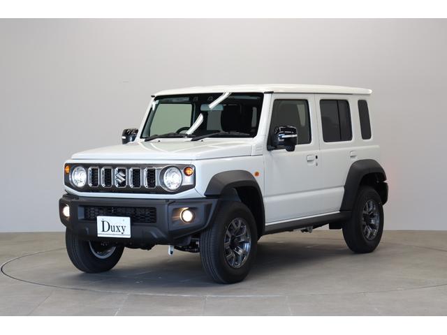 ジムニーノマド ＦＣ　２０２６年モデル　登録済未使用車　セーフティサポート　ＬＥＤヘッドランプ＆フォグランプ　本革巻きステアリング　オートエアコン　撥水加工シート　スズキセーフティサポート搭載　純正１５インチアルミホイール（10枚目）