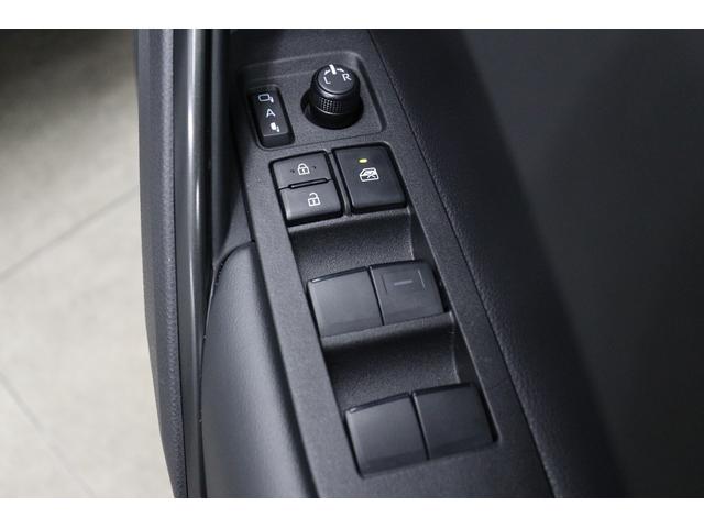 �f�ډ摜�ȊO�Ń`�F�b�N�������ӏ��A�����k���������I�X�^�b�t���B�e���Ă����肢�����܂��I