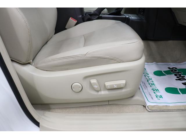 ランドクルーザープラド ＴＸ　Ｌパッケージ　寒冷地仕様　７人乗　ムーンルーフ　ベージュ革シート　アルパインＢＩＧ－Ｘ１１型ナビ　前後方ドライブレコーダー　バックカメラ　ビルトインＥＴＣ　レーダークルーズコントロール　パーキングサポートブレーキ（27枚目）