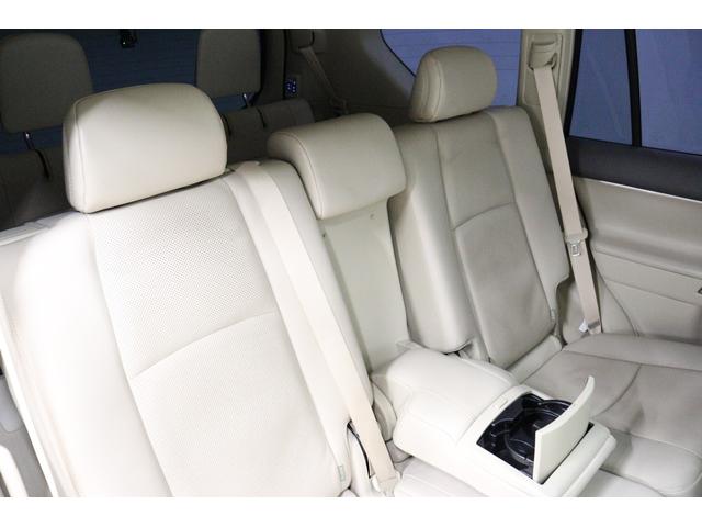 ランドクルーザープラド ＴＸ　Ｌパッケージ　寒冷地仕様　７人乗　ムーンルーフ　ベージュ革シート　アルパインＢＩＧ－Ｘ１１型ナビ　前後方ドライブレコーダー　バックカメラ　ビルトインＥＴＣ　レーダークルーズコントロール　パーキングサポートブレーキ（60枚目）