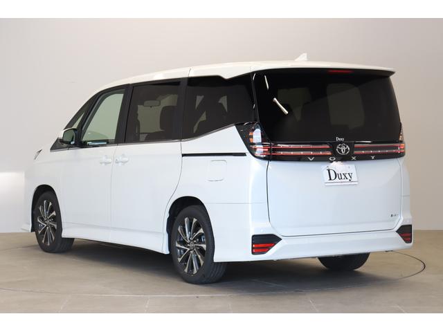 ヴォクシー ハイブリッドＳ－Ｚ　改モデル　１０．５インチコネクトナビ　快適利便パッケージＨｉｇｈ　トヨタチームメイト　３眼ＬＥＤヘッド　パノラミックビューモニター　ブラインドスポットモニター　パワーバックドア　ハンズフリーパワスラ（30枚目）