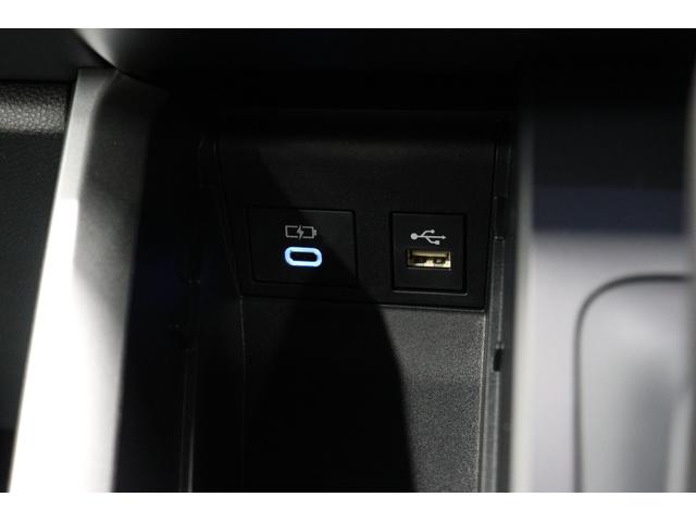 ヴォクシー ハイブリッドＳ－Ｚ　改モデル　１０．５インチコネクトナビ　快適利便パッケージＨｉｇｈ　トヨタチームメイト　３眼ＬＥＤヘッド　パノラミックビューモニター　ブラインドスポットモニター　パワーバックドア　ハンズフリーパワスラ（60枚目）