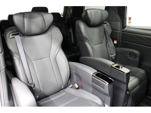 アルファードハイブリッド Ｚ　トヨタチームメイトアドバンストパーク　ユニバーサルステップ　左右独立ムーンルーフ　ドラレコ機能付デジタルインナーミラー　パノラミックビューモニター　ブラインドスポットモニター　ヘッドアップディスプレイ（43枚目）