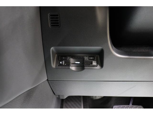 アルファードハイブリッド Ｚ　トヨタチームメイトアドバンストパーク　ユニバーサルステップ　左右独立ムーンルーフ　ドラレコ機能付デジタルインナーミラー　パノラミックビューモニター　ブラインドスポットモニター　ヘッドアップディスプレイ（77枚目）