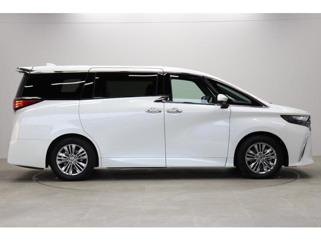 Toyota ALPHARD HYBRID Z — миниатюра 5