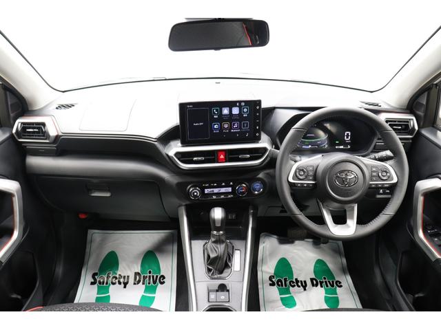 Ｚ　ハイブリッド　全周囲モニター　ＢＳＭ　レーダークルコン　衝突被害軽減サポート　９インチディスプレイ　ＣａｒＰｌａｙ対応　ＡＣ１００Ｖ／１５００Ｗコンセント　ステアリングスイッチ　フルセグＴＶ　ＨＤＭＩ（画像4）