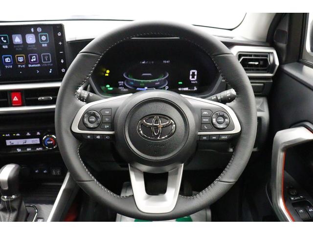 Ｚ　パノラミックビューパッケージ　９インチディスプレイオーディオ　ＣａｒＰｌａｙ対応　フルセグＴＶ　ＨＤＭＩ　ステアリングスイッチ　ＢＳＭ　ＡＣ１００Ｖ／１５００Ｗコンセント　シートヒーター（画像64）