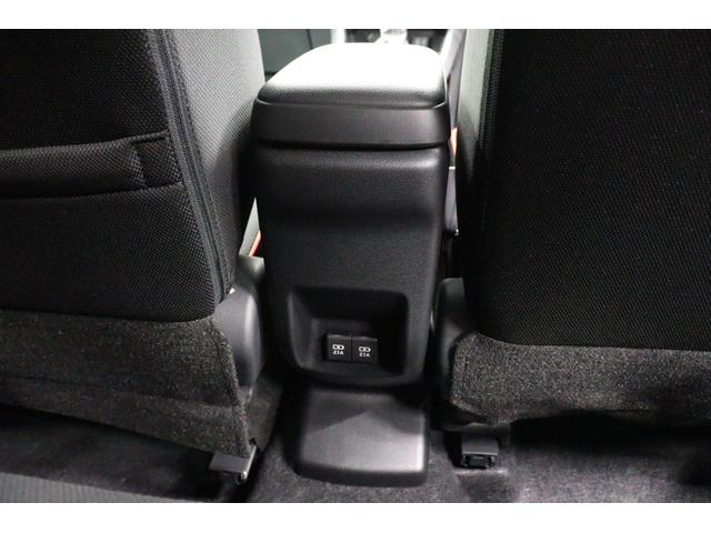 Ｚ　パノラミックビューパッケージ　９インチディスプレイオーディオ　ＣａｒＰｌａｙ対応　フルセグＴＶ　ＨＤＭＩ　ステアリングスイッチ　ＢＳＭ　ＡＣ１００Ｖ／１５００Ｗコンセント　シートヒーター（画像72）