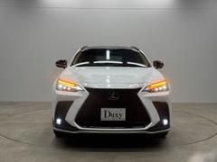 オレンジキャリパー　パノラマルーフ　ヘーゼルインテリア内装　１４インチコネクトナビ　パノラミックビューモニター　ブラインドスポットモニター　ＨＵＤ　ＡＣ１００Ｖ１５００Ｗコンセント　後席電動格納シート 5