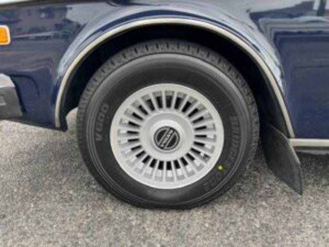 ２６４ ＴＥ　リムジン　生産台数（世界３３５台）　ディーラー車　左ハンドル　乗車定員７人　３列シート　取説（日本語）　純正１４ＡＷ　純正ステアリング＆オーディオ　ヘッドライトワイパー　記録簿　下取車（10枚目）