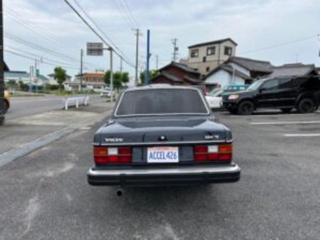 ２６４ ＴＥ　リムジン　生産台数（世界３３５台）　ディーラー車　左ハンドル　乗車定員７人　３列シート　取説（日本語）　純正１４ＡＷ　純正ステアリング＆オーディオ　ヘッドライトワイパー　記録簿　下取車（14枚目）