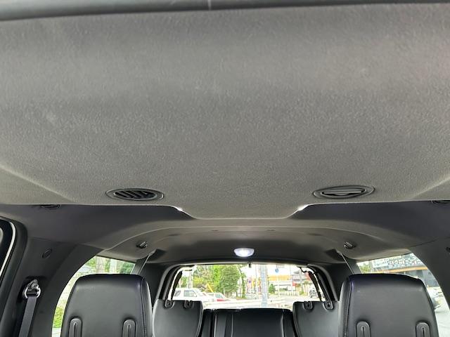 エクスペディション リミテッド　ロングボディ（長さ５６３ｃｍ）　４ＷＤ　サンルーフ　革シート　サイド出しマフラー　電動サイドステップ＆リアゲート　ヒッチ　純正１７ＡＷ　ＬＥＤヘッド　バックカメラ　ドラレコ　ＥＴＣ　キーレス　下取車（29枚目）