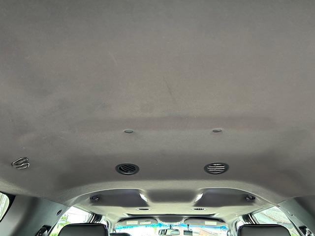 エクスペディション リミテッド　ロングボディ（長さ５６３ｃｍ）　４ＷＤ　サンルーフ　革シート　サイド出しマフラー　電動サイドステップ＆リアゲート　ヒッチ　純正１７ＡＷ　ＬＥＤヘッド　バックカメラ　ドラレコ　ＥＴＣ　キーレス　下取車（30枚目）