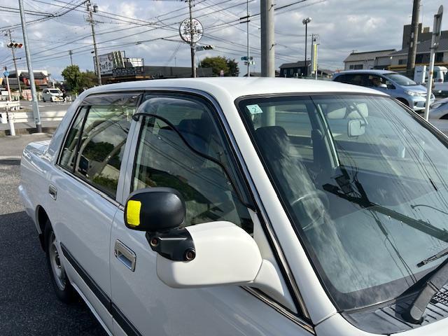 コンフォート ＤＸ　元教習車　ＬＰＧ仕様　５速マニュアル車　法人１オーナー　禁煙車　純正（スチールホイール・センターキャップ・ワイドサイドバイザー・コーナーポール・フォグランプ・デジタル時計・フロアマット）（10枚目）