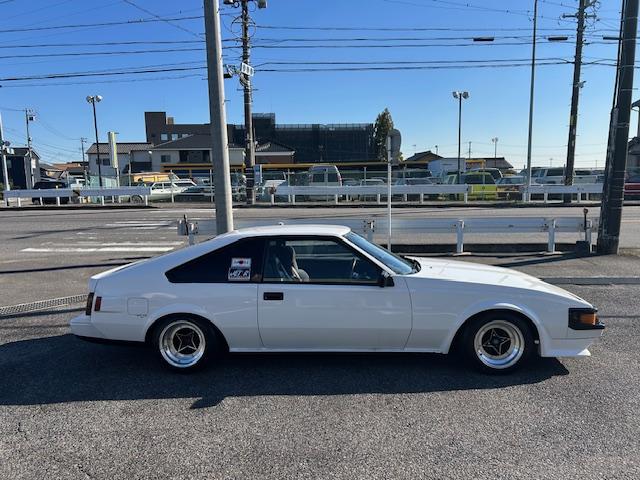 セリカＸＸ ＧＴ　車高調　スターシャーク１４ＡＷ　社外（マフラー・エアクリ・ストラットバー・シート・シフトノブ）　ステアリング（ＴＲＤ）　ＣＤ／ＣＳ（ＫＥＮＷＯＯＤ）　ＥＴＣ　字光式ナンバー　自社顧客下取車（4枚目）