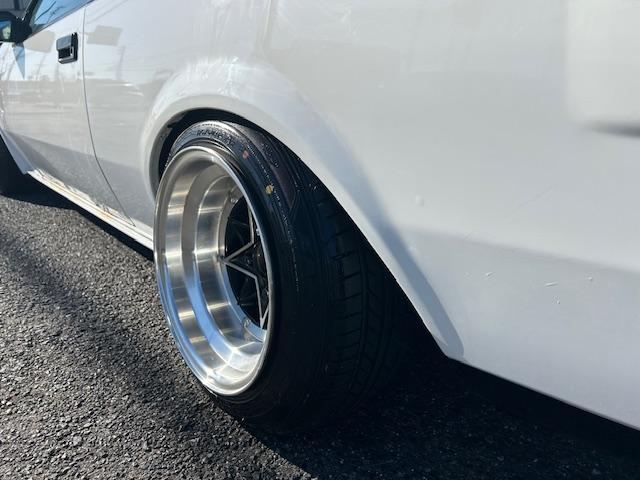 セリカＸＸ ＧＴ　車高調　スターシャーク１４ＡＷ　社外（マフラー・エアクリ・ストラットバー・シート・シフトノブ）　ステアリング（ＴＲＤ）　ＣＤ／ＣＳ（ＫＥＮＷＯＯＤ）　ＥＴＣ　字光式ナンバー　自社顧客下取車（6枚目）