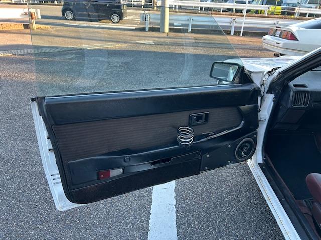 セリカＸＸ ＧＴ　車高調　スターシャーク１４ＡＷ　社外（マフラー・エアクリ・ストラットバー・シート・シフトノブ）　ステアリング（ＴＲＤ）　ＣＤ／ＣＳ（ＫＥＮＷＯＯＤ）　ＥＴＣ　字光式ナンバー　自社顧客下取車（21枚目）