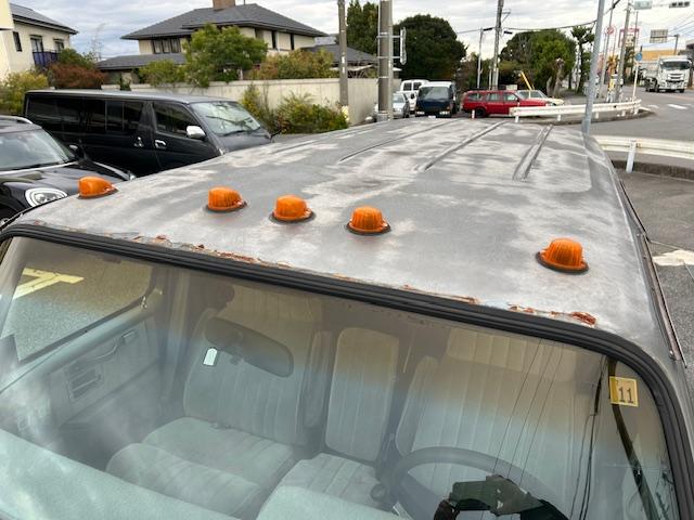 シボレーサバーバン 　シルバラード　新車並行　６．２ディーゼル　４ＷＤ　リフトアップ　社外ショック　社外１５ＡＷ　Ｆベンチシートキット　ヒッチ　ＳＤナビ　Ｂｌｕｅｔｏｏｔｈ　地デジ　ＥＴＣ　天井張替済　自社顧客下取車（47枚目）