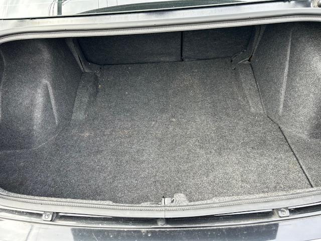 クライスラー・３００Ｃ ５．７ＨＥＭＩ　サンルーフ　革シート　全席シートヒーター　ウッドコンビステアリング　２２ＡＷ（ＷＯＲＫ）　マフラー（Ｂｏｒｌａ）　純正キーレス　ナビ　ＳＤ　ＤＶＤ　ＵＳＢ　Ｂｌｕｅｔｏｏｔｈ　ＴＶ（33枚目）