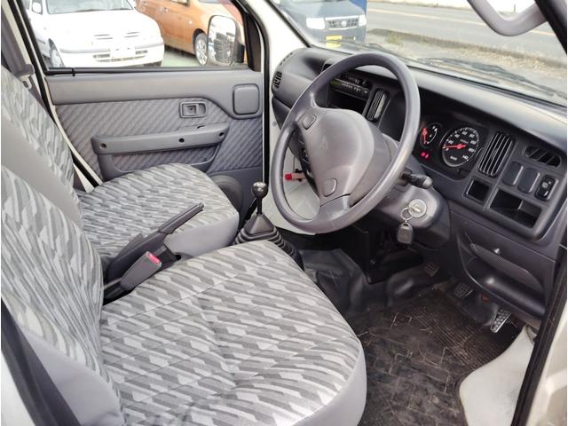 ハイゼットカーゴ クルーズ　ユーザー買取　５ＭＴ　両側スライドドア　エアコン　パワステ　パワーウィンドウ　集中ドアロック　キーレスキー　取扱説明書　メンテナンスノート（9枚目）