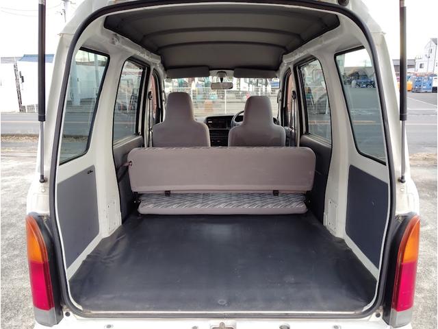 ハイゼットカーゴ クルーズ　ユーザー買取　５ＭＴ　両側スライドドア　エアコン　パワステ　パワーウィンドウ　集中ドアロック　キーレスキー　取扱説明書　メンテナンスノート（16枚目）