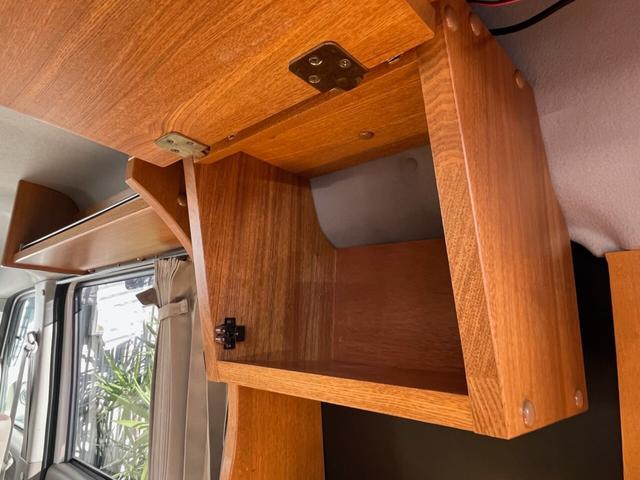 エブリイ ジョインターボ　ハイルーフ　軽キャン　車中泊　テーブル　可動式室内　フルフラット　ＴＶナビ　オーディオ　ＡＣコンセント２つ　サイドオーニング（25枚目）
