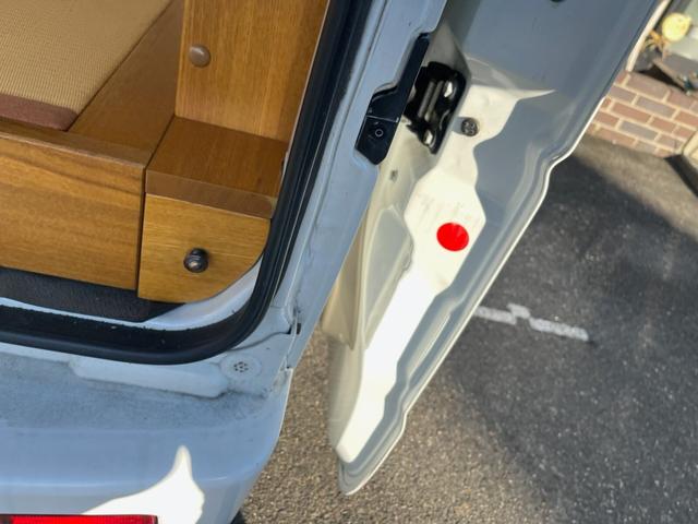 エブリイ ジョインターボ　ハイルーフ　軽キャン　車中泊　テーブル　可動式室内　フルフラット　ＴＶナビ　オーディオ　ＡＣコンセント２つ　サイドオーニング（26枚目）