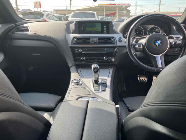 6シリーズ 640iグランクーペ バックカメラ クリアランスソナー オートクルーズコントロール レーンアシスト AT ターボ オートライト HID シートヒーター アルミホイール パワーシート 盗難防止システム ABS ESC CD(9枚目)