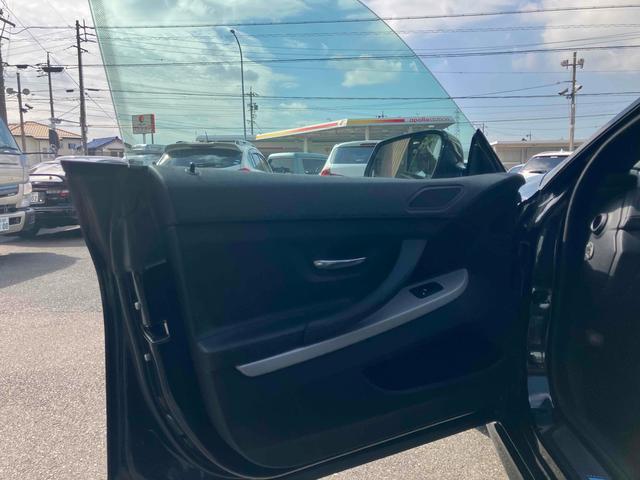 6シリーズ 640iグランクーペ バックカメラ クリアランスソナー オートクルーズコントロール レーンアシスト AT ターボ オートライト HID シートヒーター アルミホイール パワーシート 盗難防止システム ABS ESC CD(25枚目)