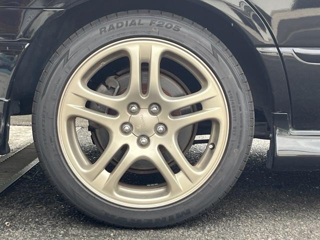 レガシィＢ４ 　２．０　ＲＳＫ　４ＷＤ　５速マニュアル　純正１７インチアルミホイール　ボクサーエンジン　社外カロッツェリアナビ　フルセグＴＶ　ＥＴＣ　４．８万ｋｍ時タイミングベルト交換　ＭＯＭＯステ（10枚目）