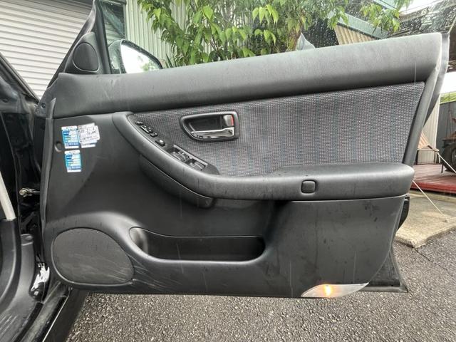 レガシィＢ４ 　２．０　ＲＳＫ　４ＷＤ　５速マニュアル　純正１７インチアルミホイール　ボクサーエンジン　社外カロッツェリアナビ　フルセグＴＶ　ＥＴＣ　４．８万ｋｍ時タイミングベルト交換　ＭＯＭＯステ（16枚目）