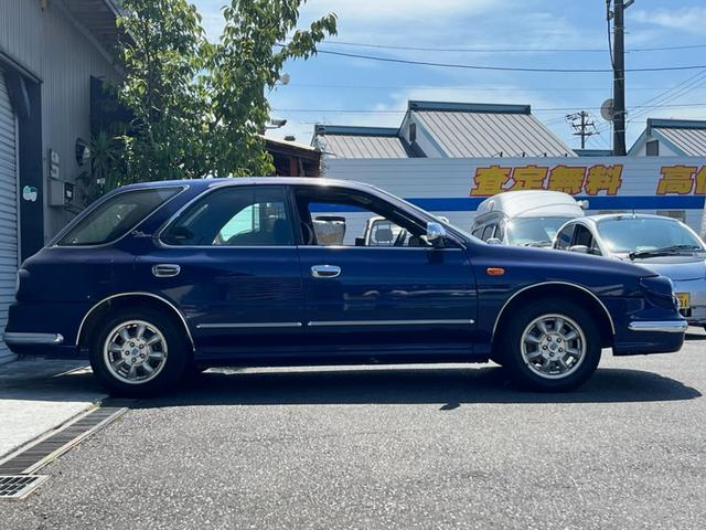 インプレッサスポーツワゴン 　１．５　カサブランカ　ワンオーナー　限定車　ＭＩＮＩＬＩＴＥ１４インチ５穴アルミホイール　（ダークブルー）（8枚目）