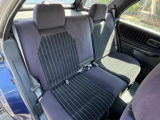 インプレッサスポーツワゴン 　１．５　カサブランカ　ワンオーナー　限定車　ＭＩＮＩＬＩＴＥ１４インチ５穴アルミホイール　（ダークブルー）（24枚目）