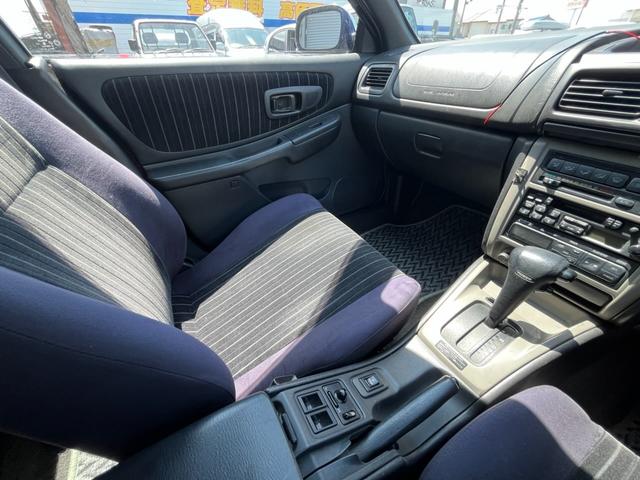 インプレッサスポーツワゴン 　１．５　カサブランカ　ワンオーナー　限定車　ＭＩＮＩＬＩＴＥ１４インチ５穴アルミホイール　（ダークブルー）（28枚目）