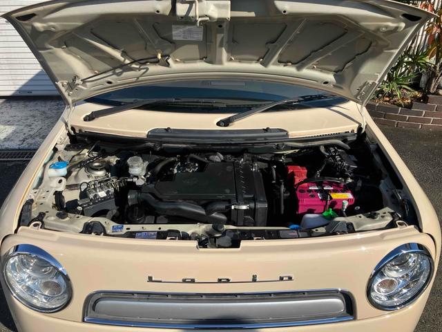 アルトラパンショコラ X ETC バックカメラ TV オートライト HID スマートキー アイドリングストップ 電動格納ミラー ベンチシート CVT 盗難防止システム ABS 衝突安全ボディ エアコン パワーステアリング(18枚目)