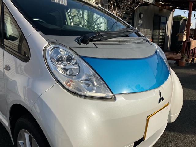 アイミーブ ベースグレード　エアコン　パワーステアリング　パワーウィンドウ　運転席エアバッグ　助手席エアバッグ　衝突安全ボディ　盗難防止システム　ＴＶ　ＥＴＣ（4枚目）